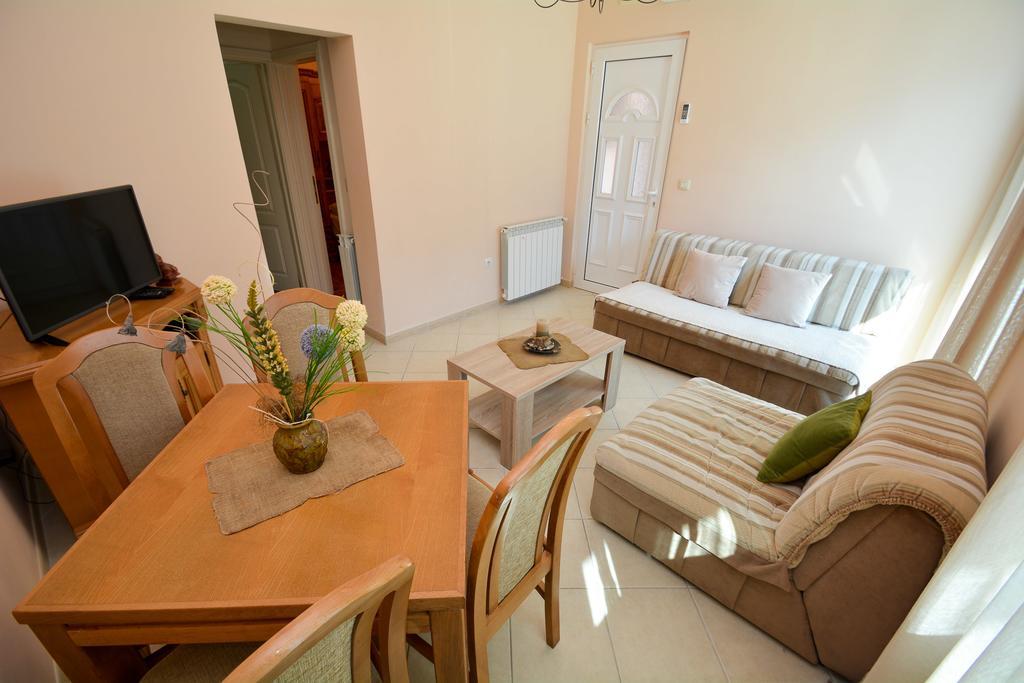 Apartments Jovanovic Котор Экстерьер фото