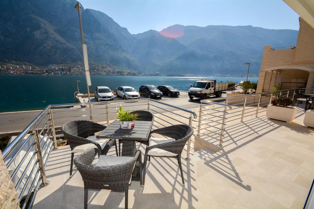 Apartments Jovanovic Котор Экстерьер фото