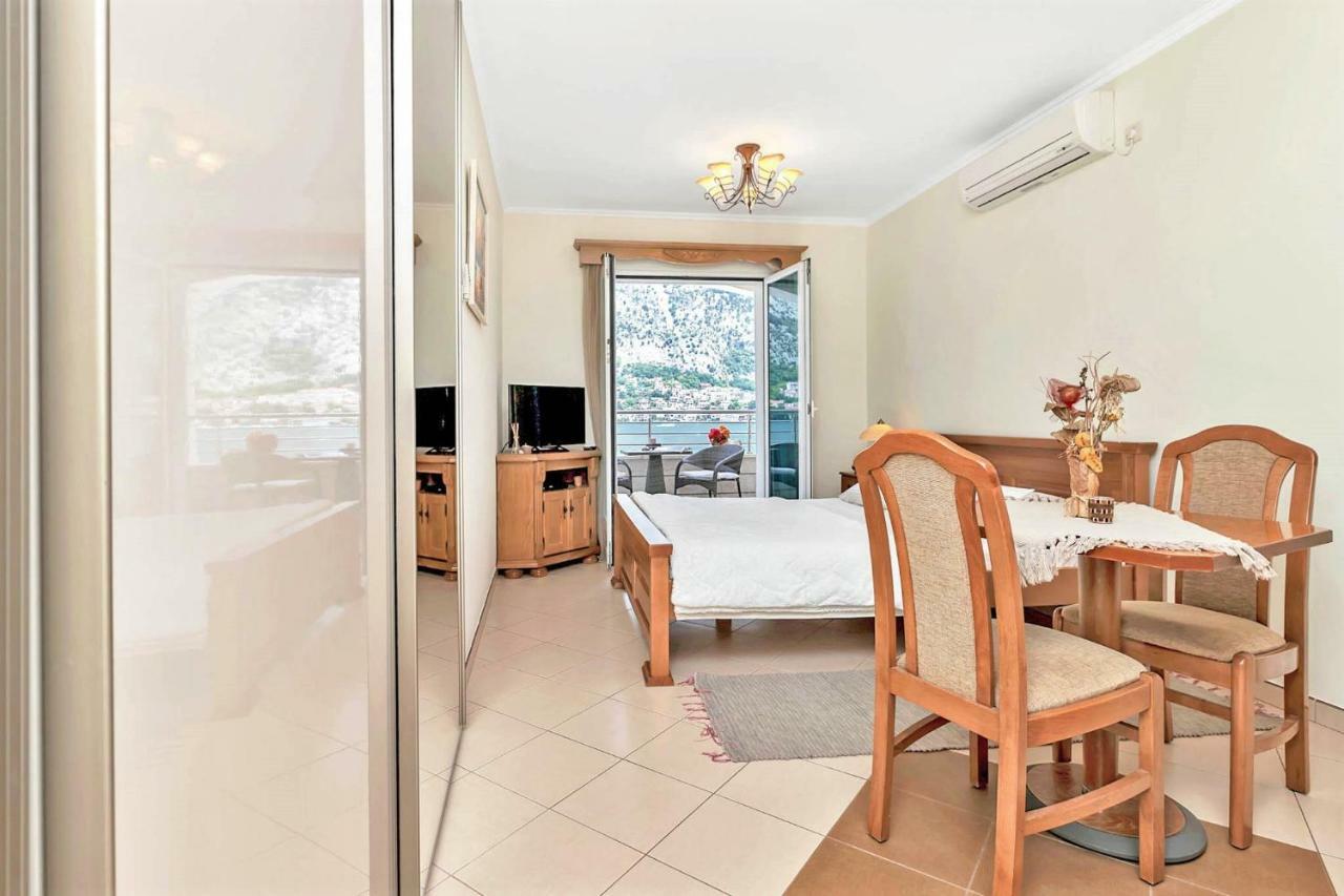 Apartments Jovanovic Котор Экстерьер фото