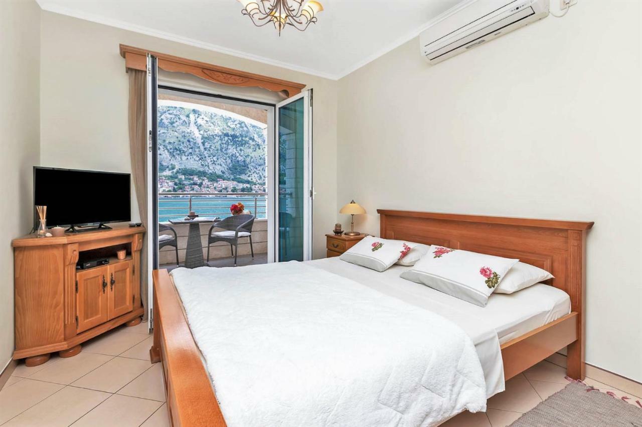 Apartments Jovanovic Котор Экстерьер фото